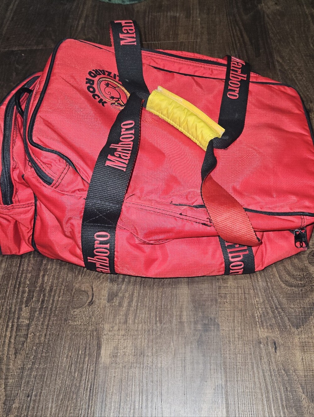 Vintage 1990s Marlboro Adventure Team Lizard Rock Insulated Cooler Duffle Bag